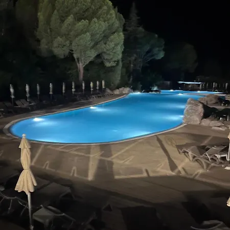 بيت للعطل Maison Le Rouret *